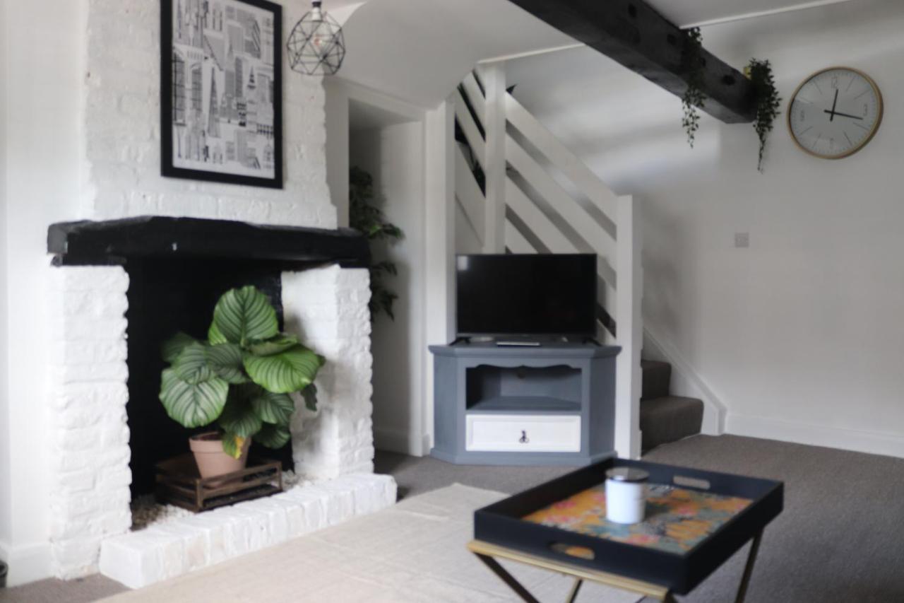 Grade I Listed Luxury Apartment In Hertfordshire Ware Zewnętrze zdjęcie